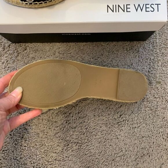 Nine West Blast 3 Studded Flat Espadrille Faux Leather Women’s Shoes Size 8.5 - Picture 2 of 4